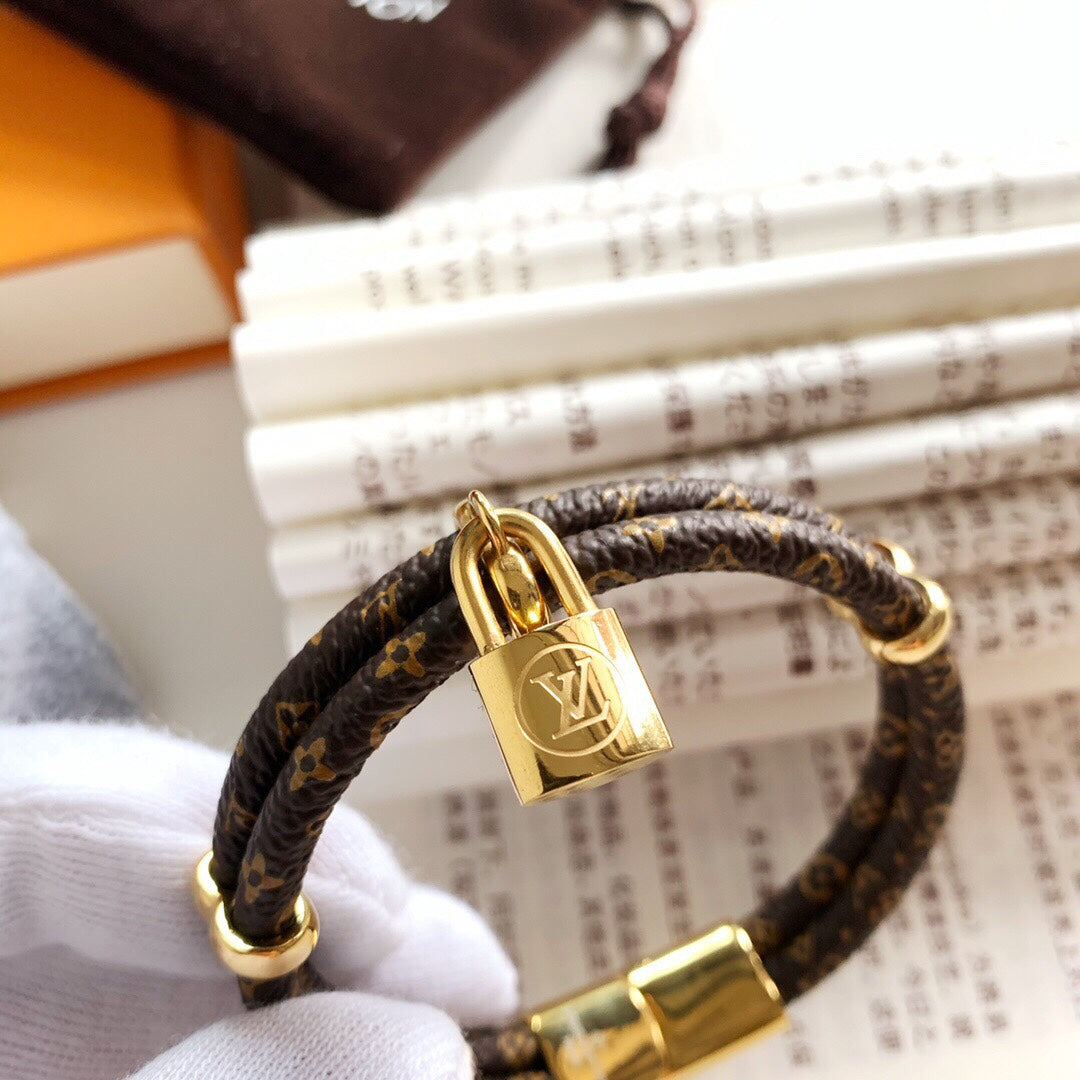 Bracelet/Model: F26