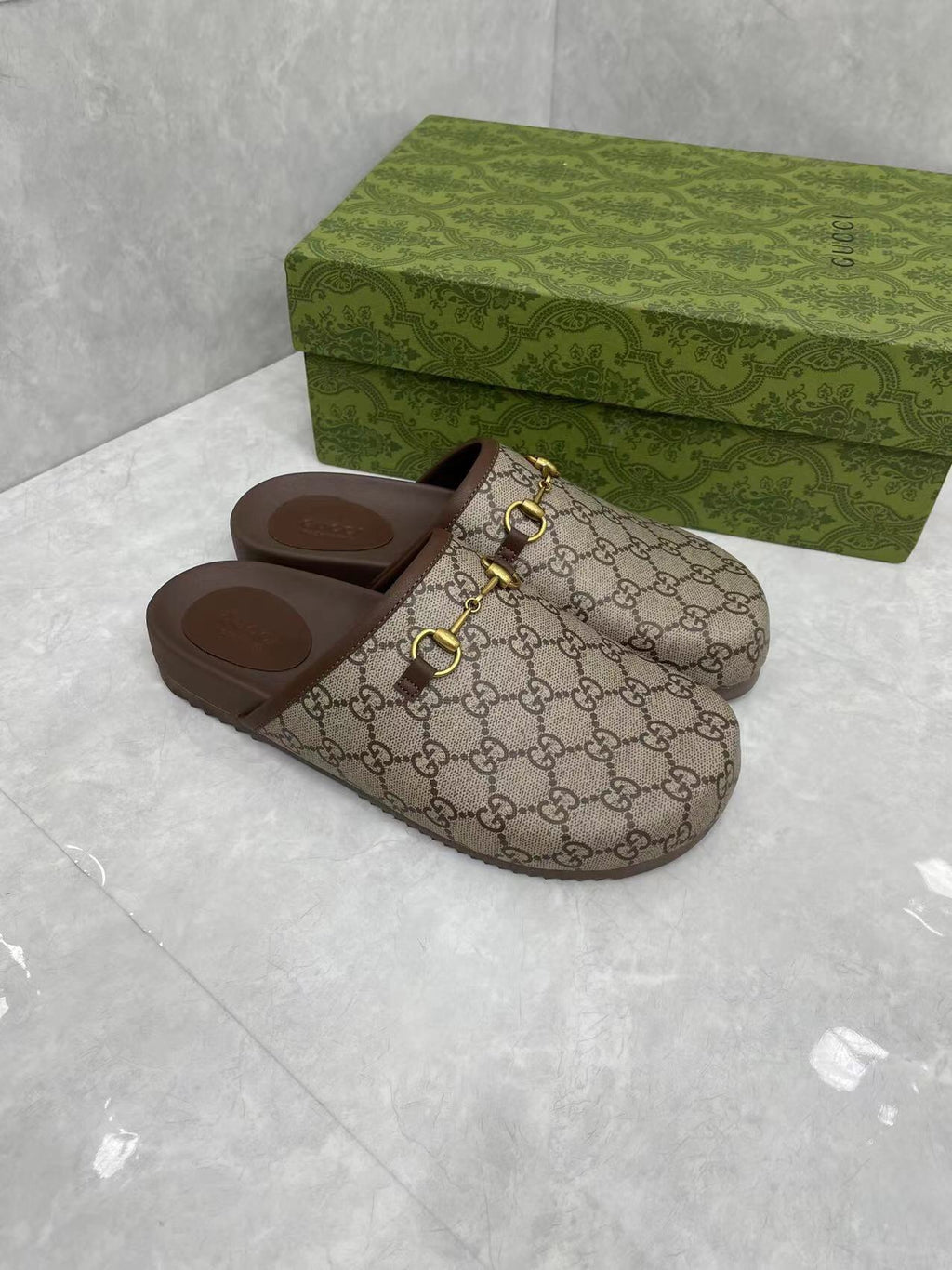 Shoes/Model:B1