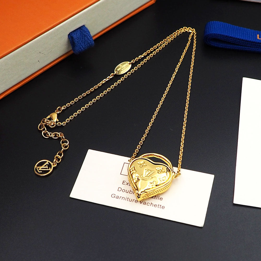 Necklace: F10