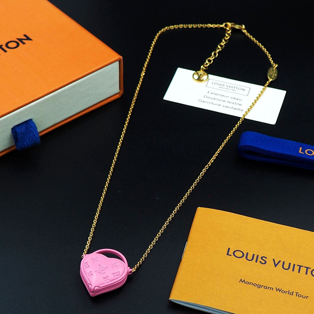 Necklace: F10