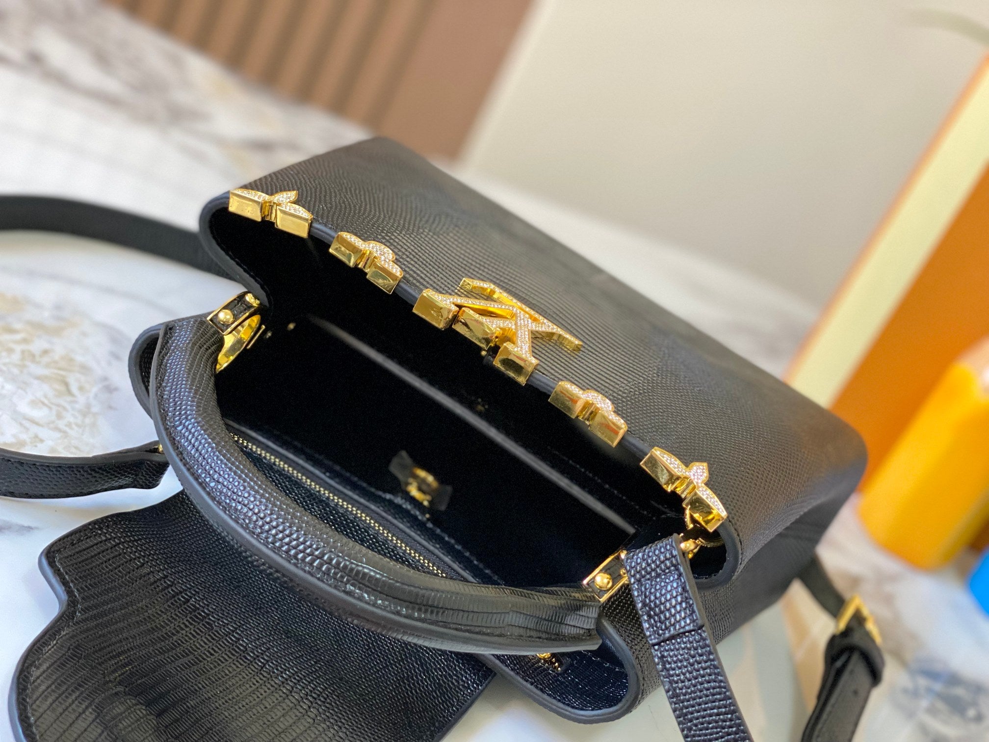 Bag / Quality: 4A / Model:M12297