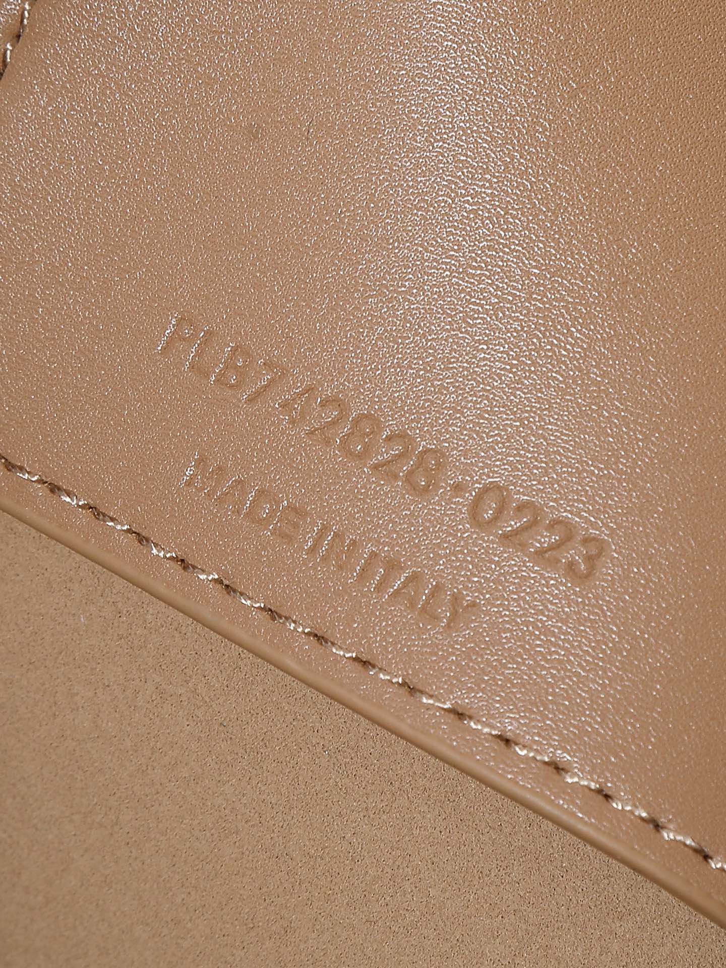 Bag/Quality: A4/Model:1985