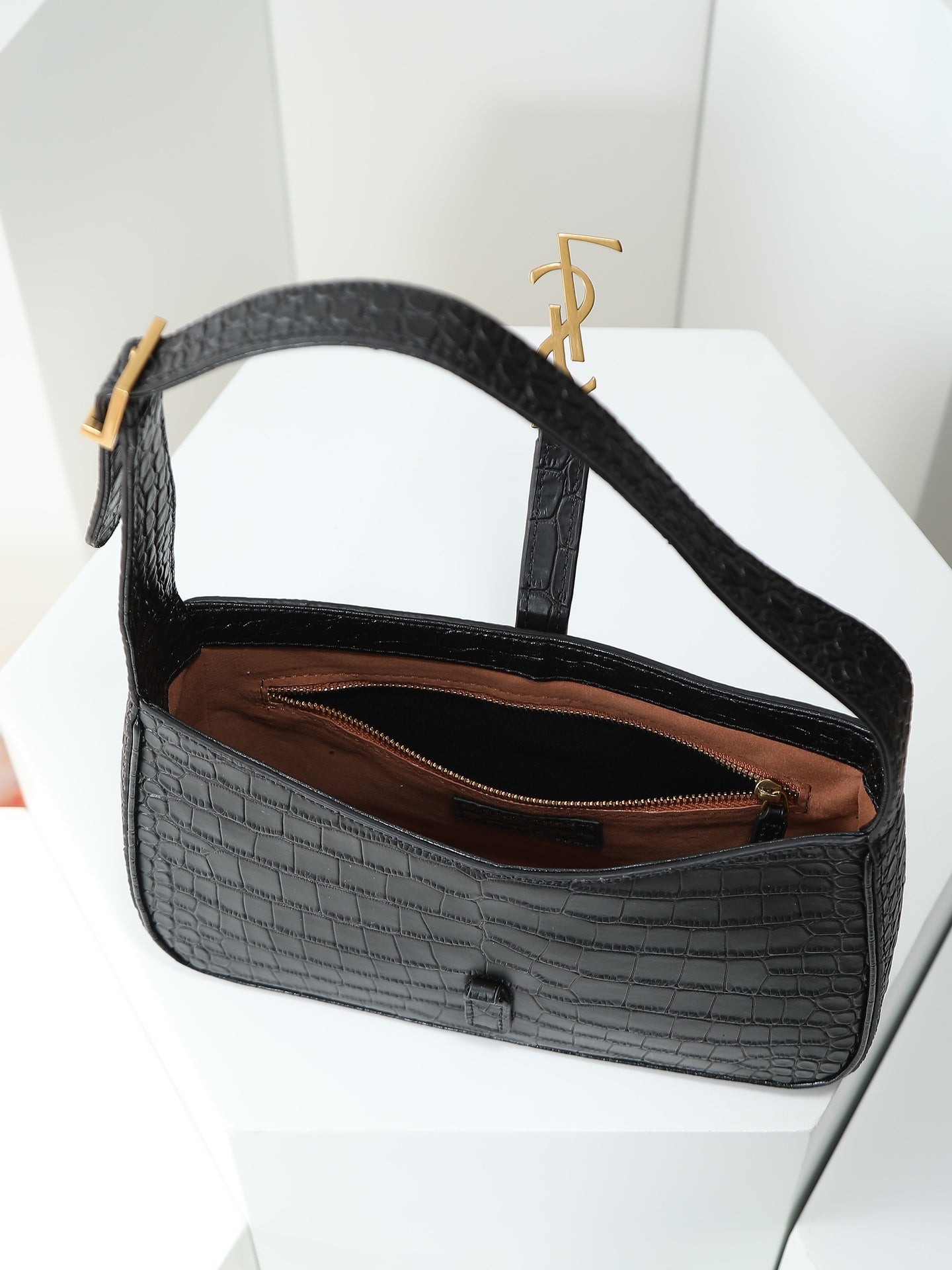 Bag / Quality: 4A / Model:2024