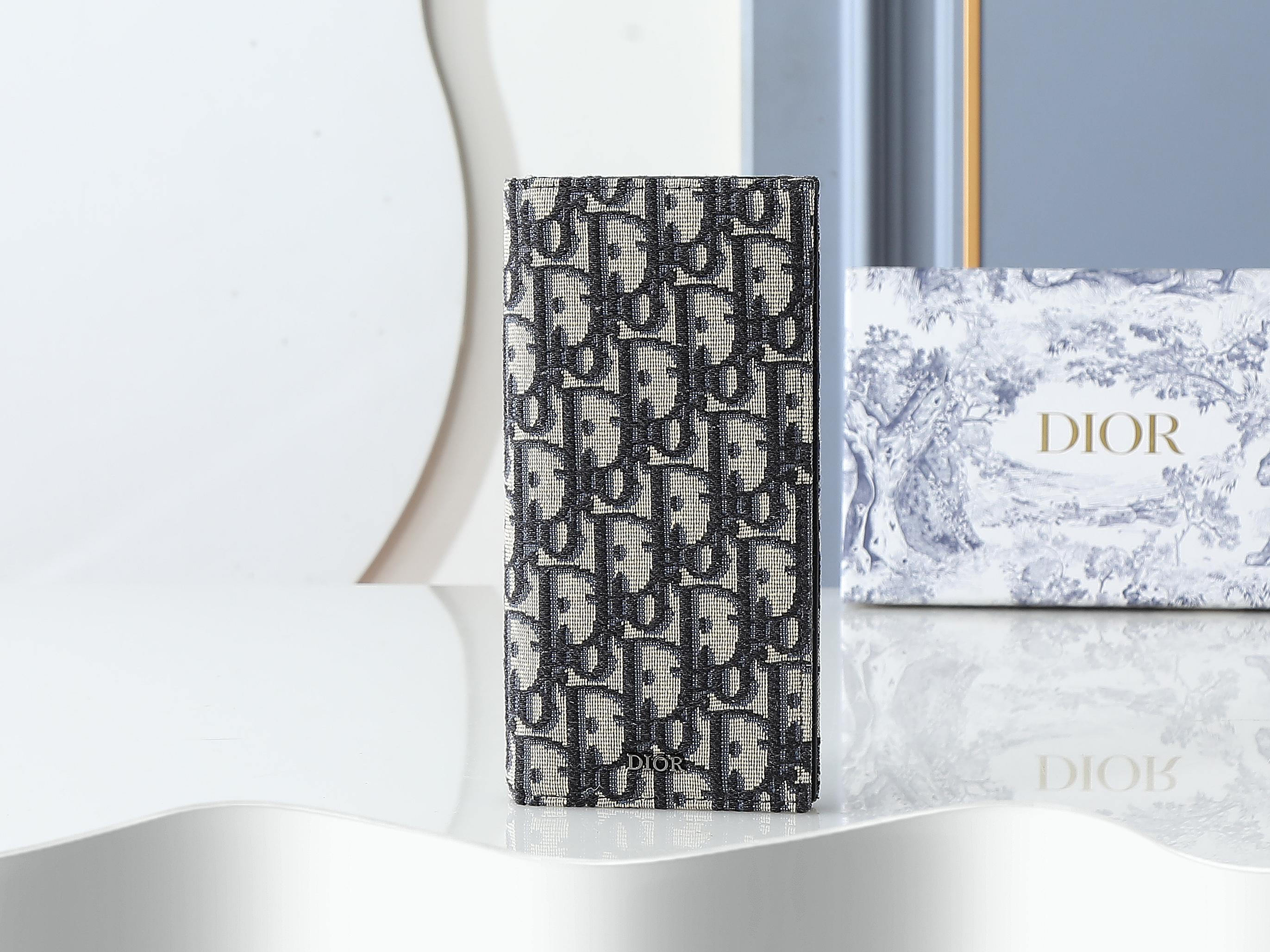 Wallet / Quality: 4A / Model:002