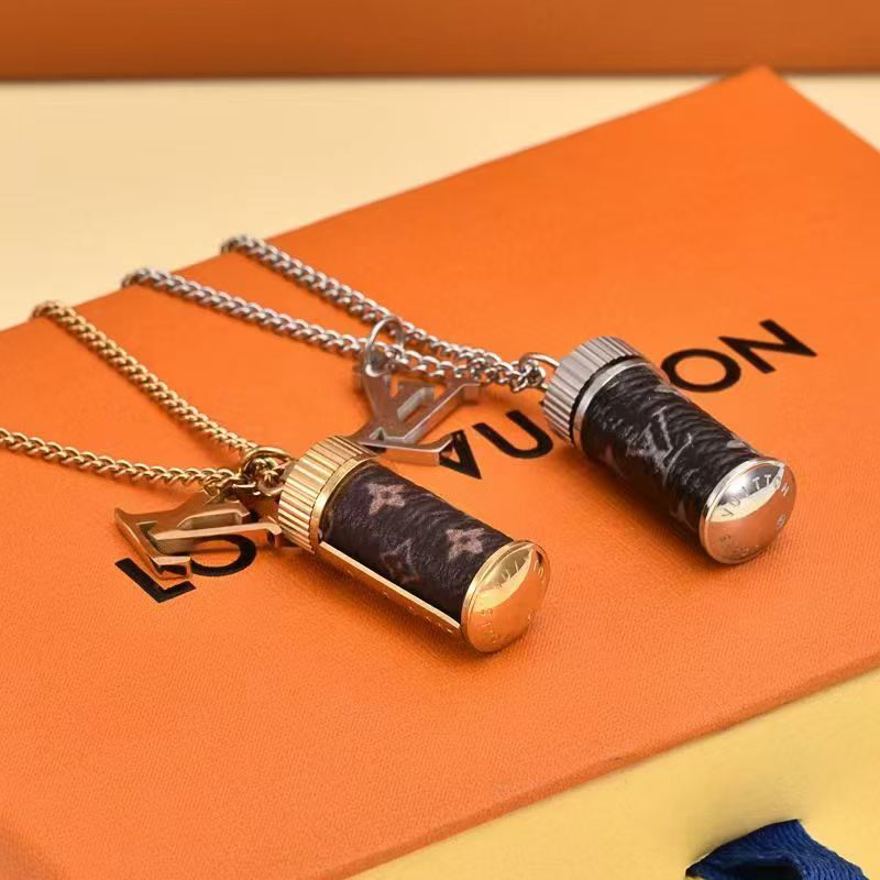 Necklace: F1