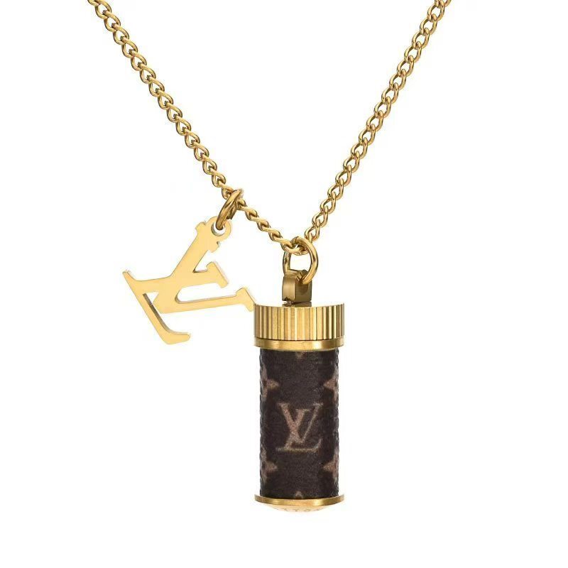 Necklace: F1