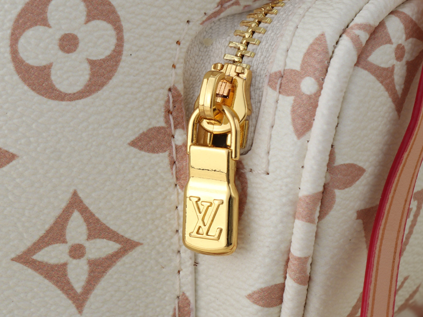 Bag / Quality: 4A / Model:M2A079