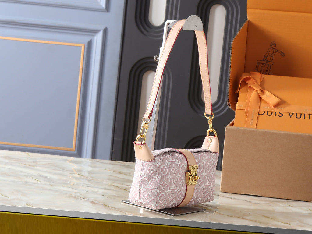 Bag / Quality: 4A / Model:M2A382
