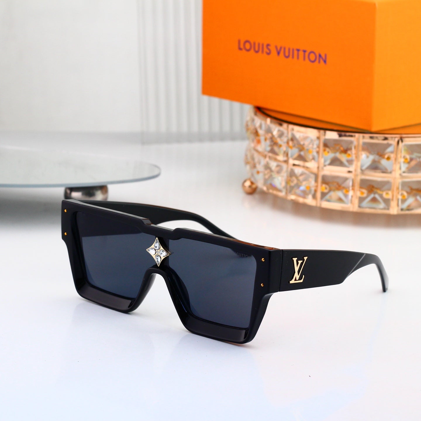 Sunglasses / Model:1486