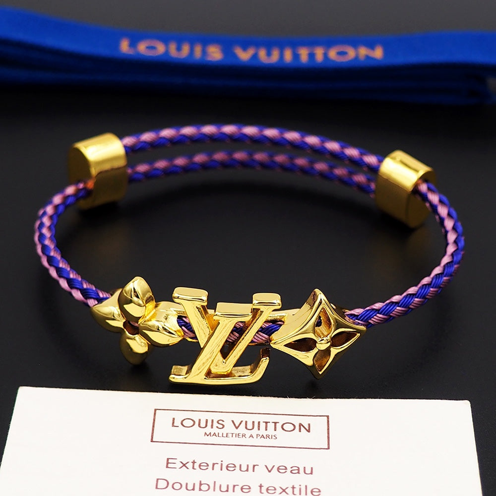 Bracelet; F3