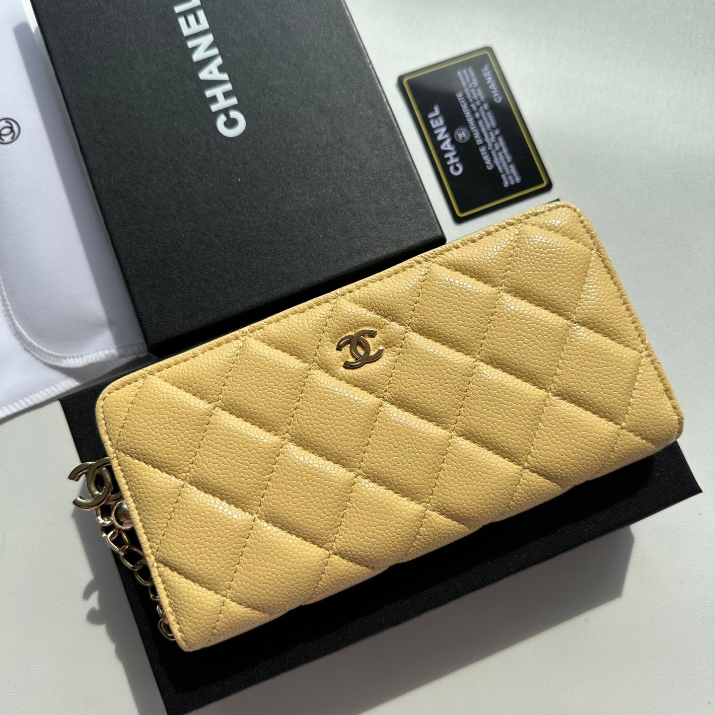 Wallet / Quality: 4A / Model:2608
