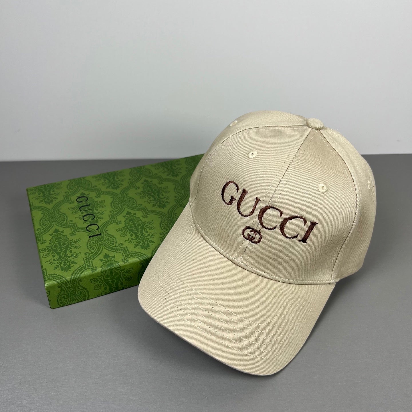 Hat/quality:E2