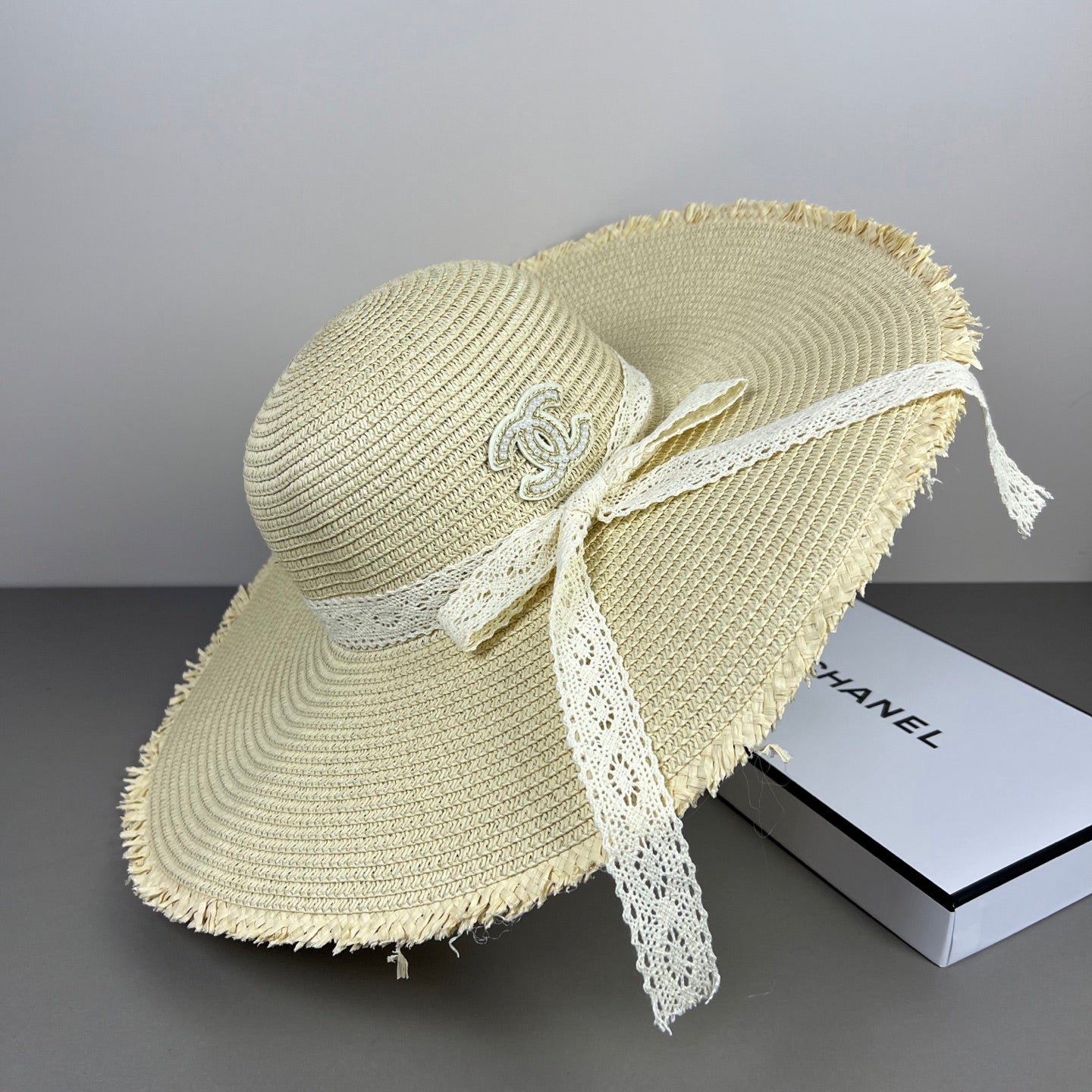 Hat/quality:E11