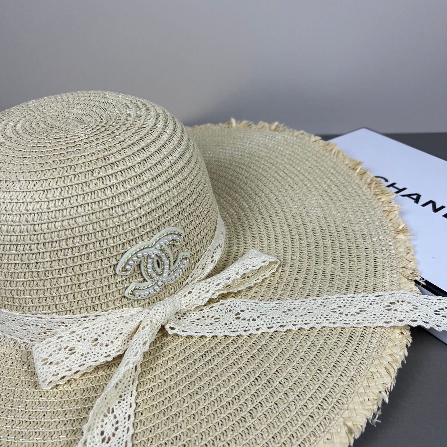 Hat/quality:E11