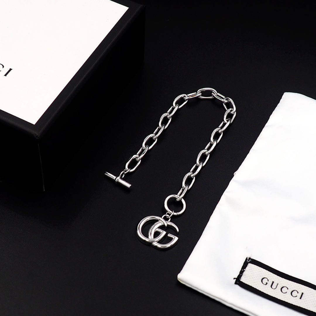Bracelet: F14