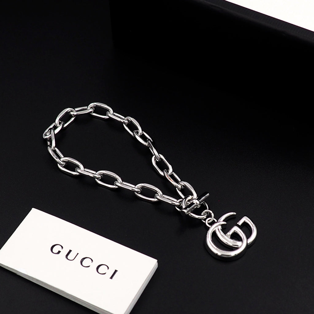 Bracelet: F14