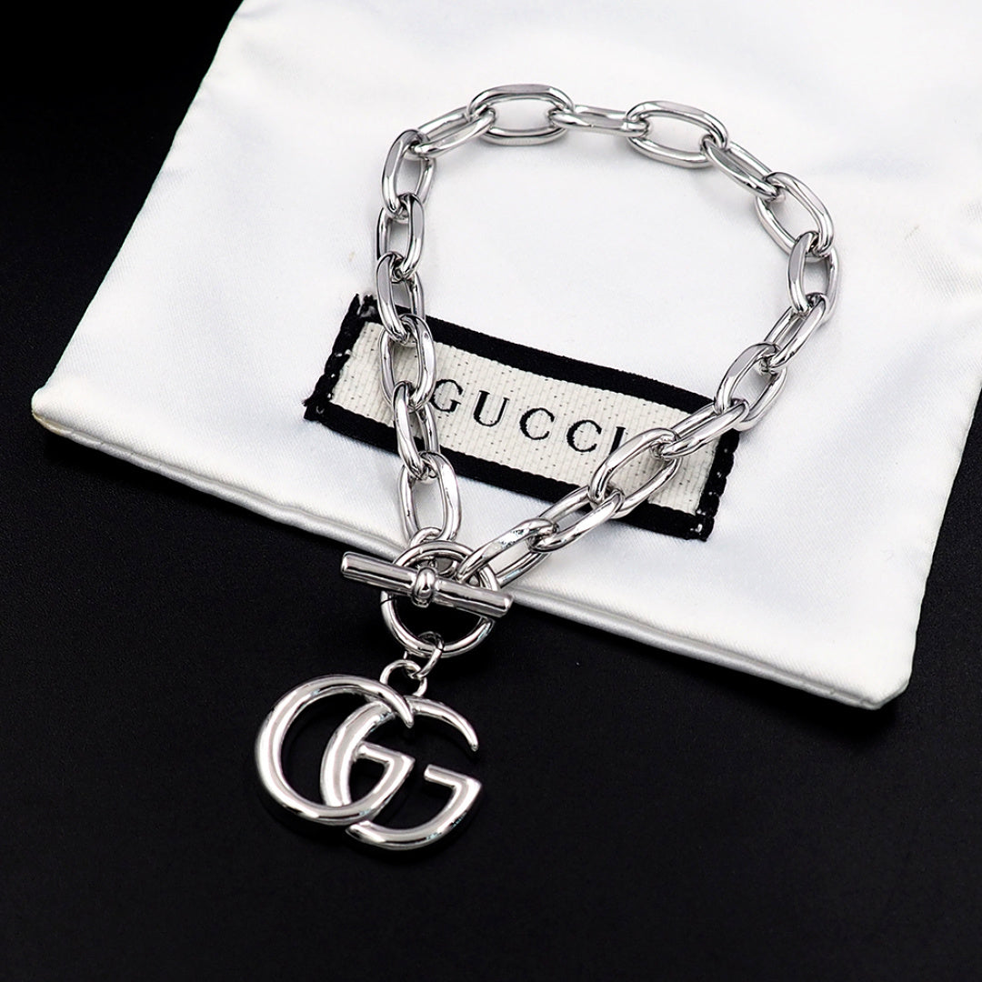 Bracelet: F14
