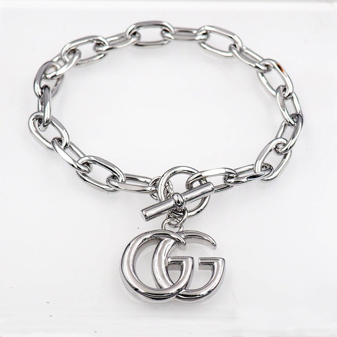 Bracelet: F14
