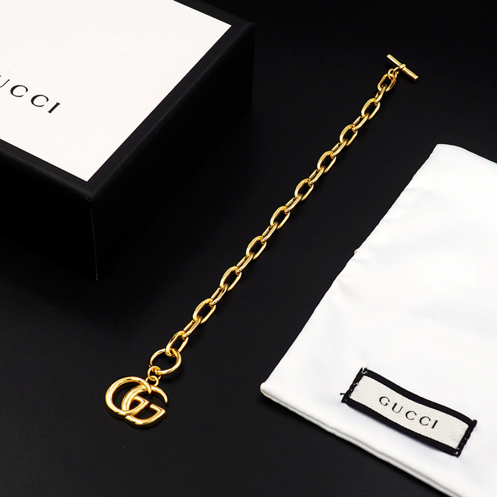 Bracelet: F14