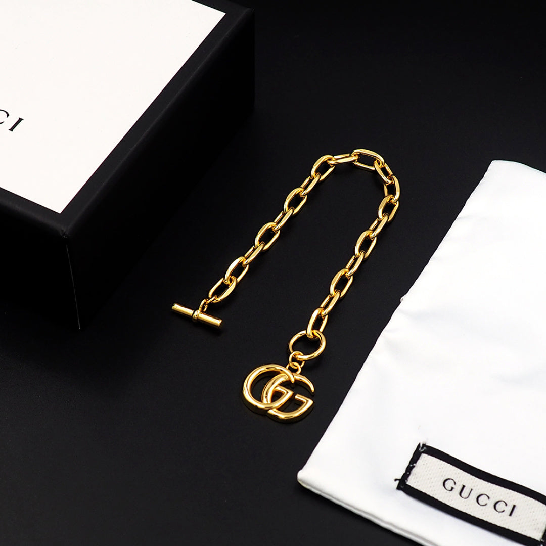 Bracelet: F14