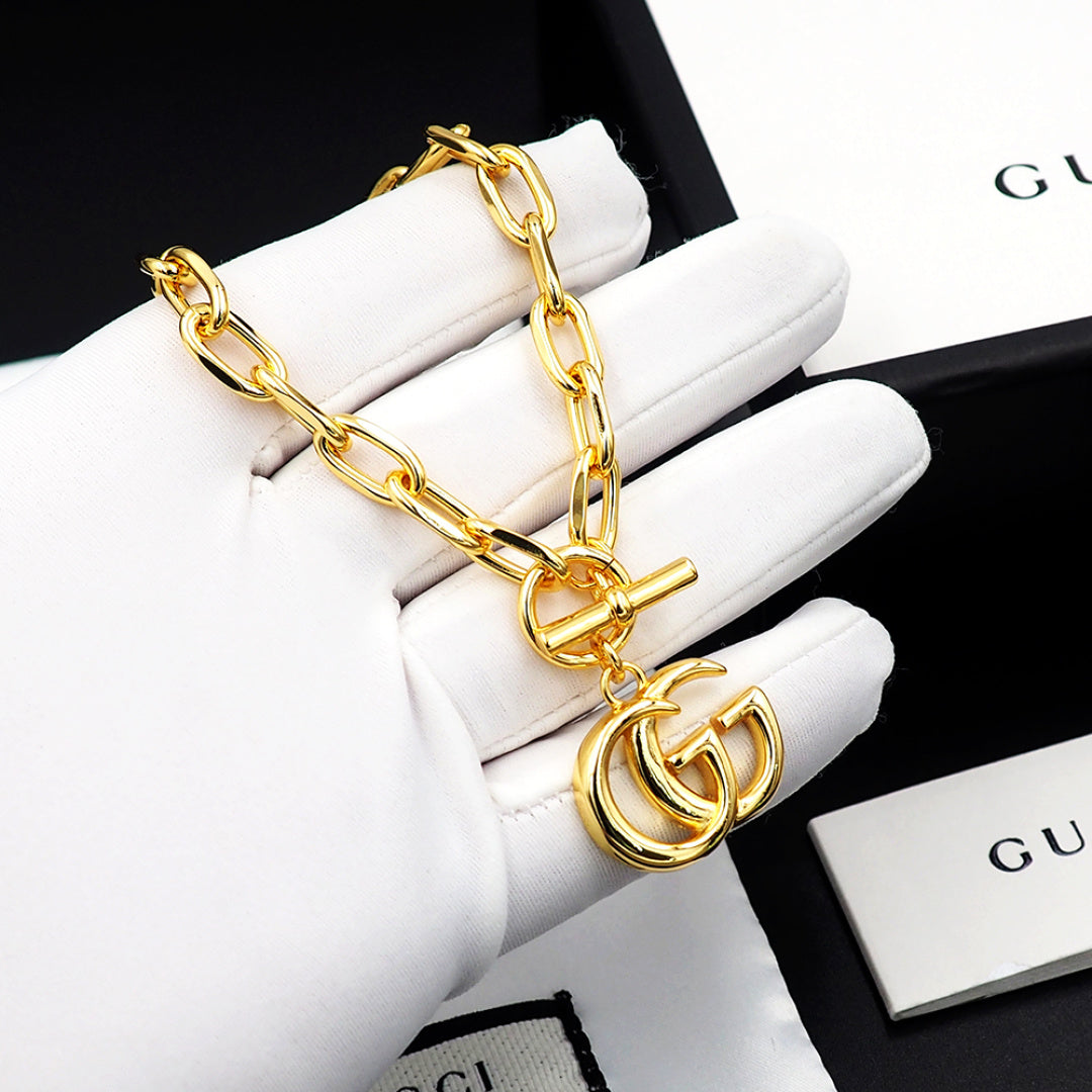 Bracelet: F14