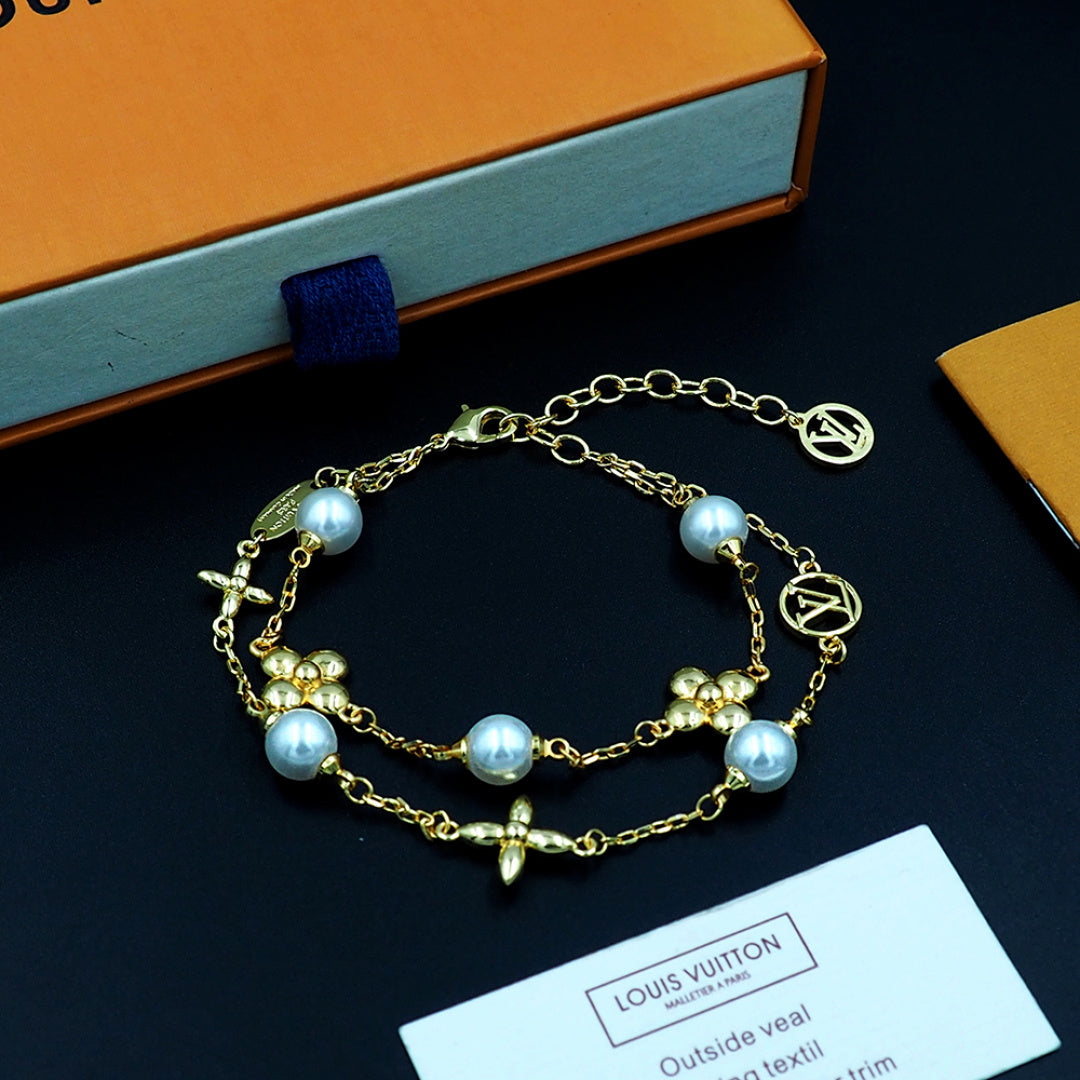 Bracelet; F9