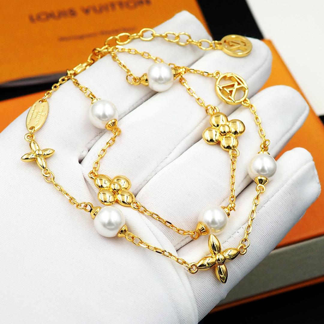 Bracelet; F9