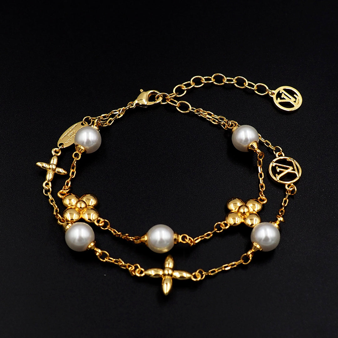 Bracelet; F9