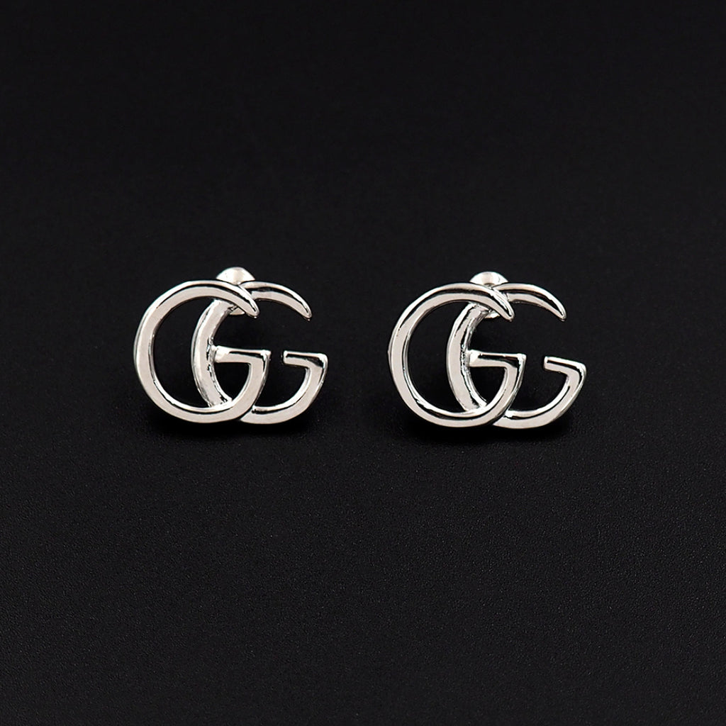 Earrings: F15