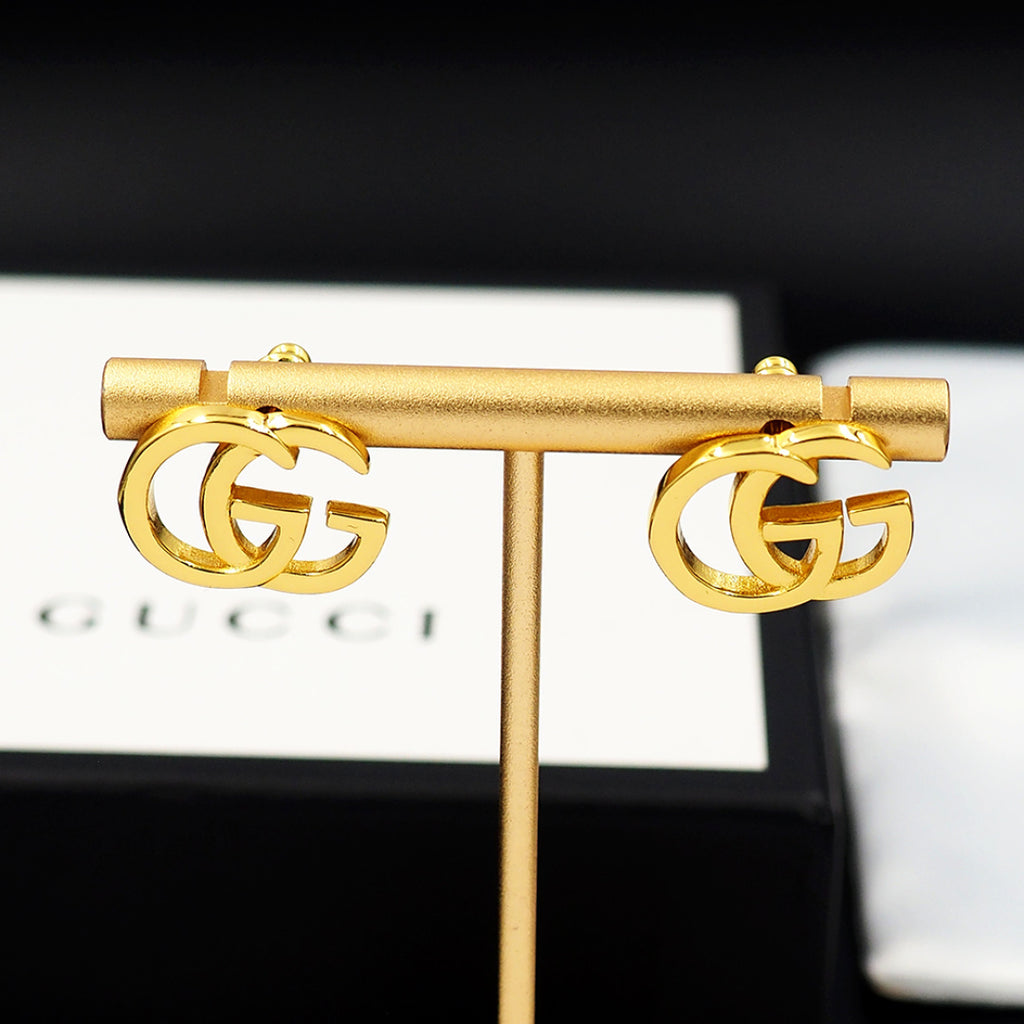Earrings: F15