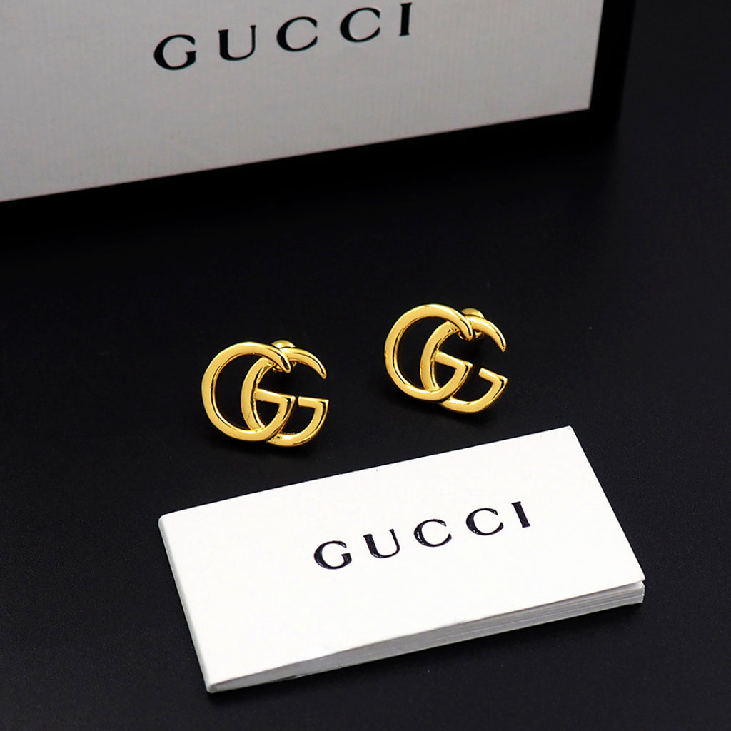 Earrings: F15