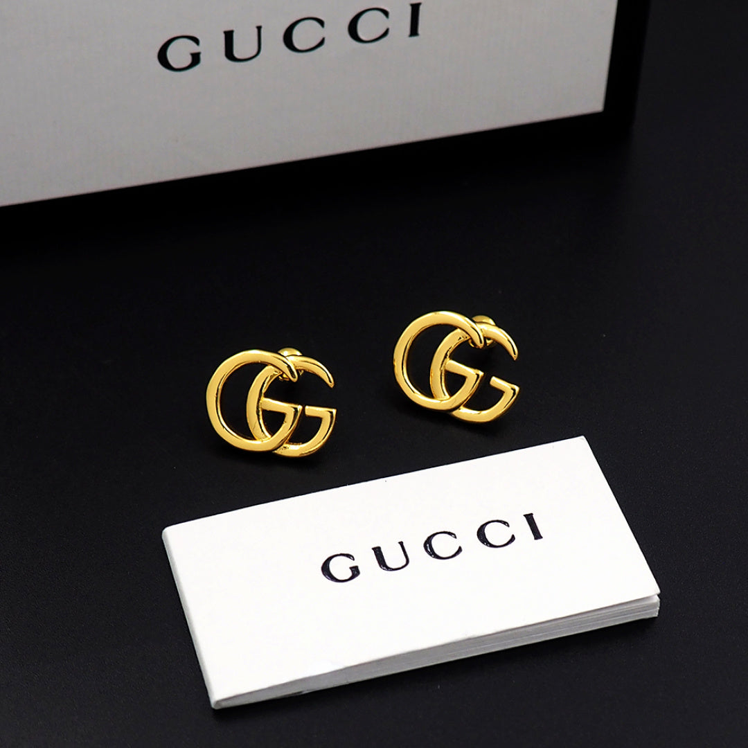 Earrings: F15