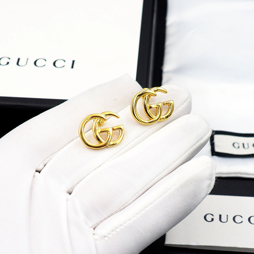 Earrings: F15