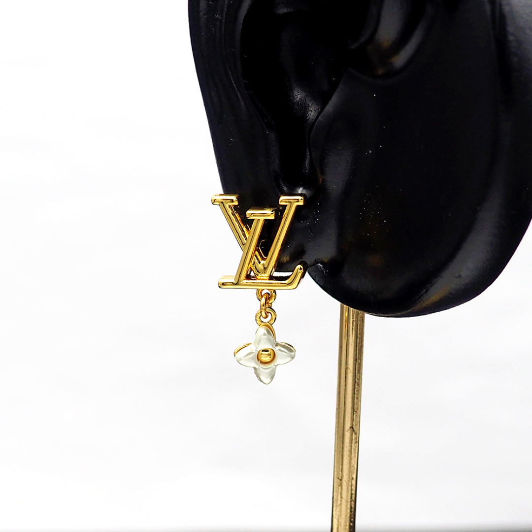 Earrings/Model:F21
