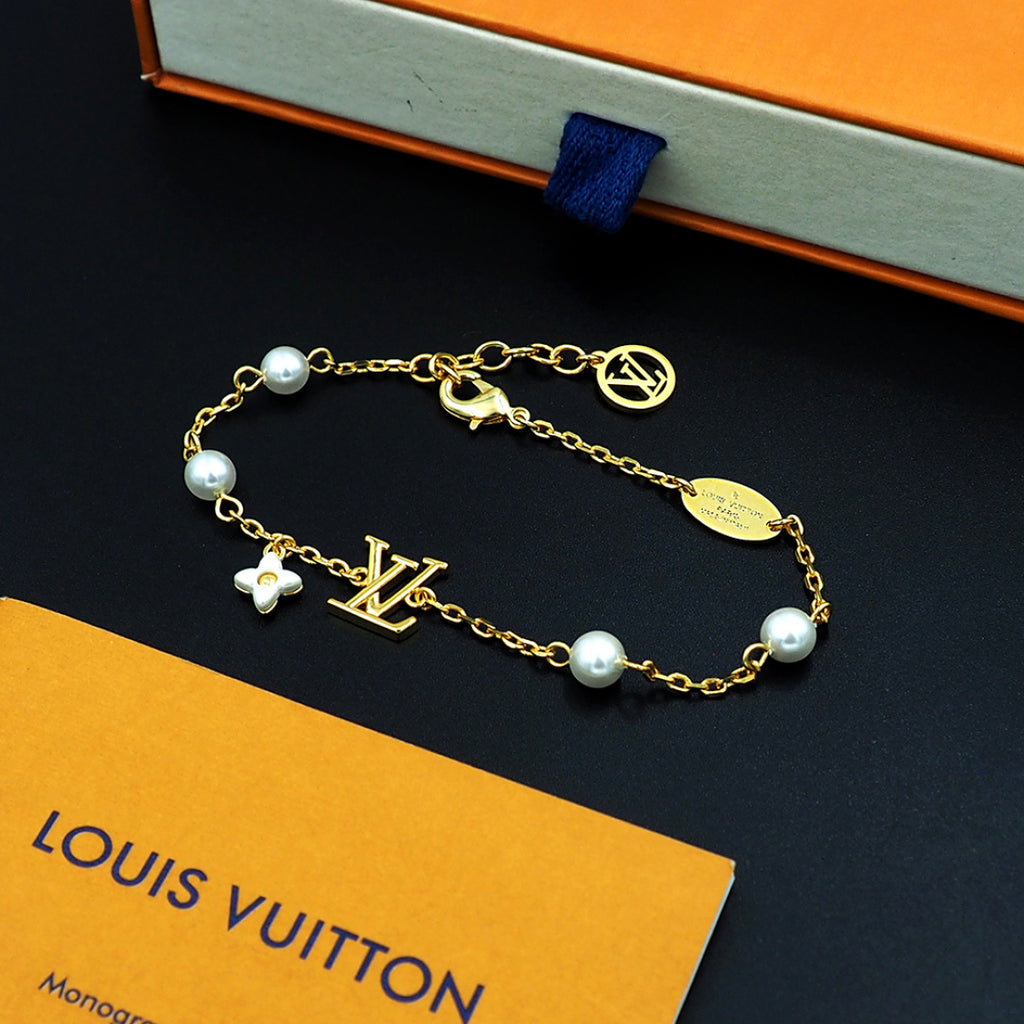 Bracelet/Model:F22