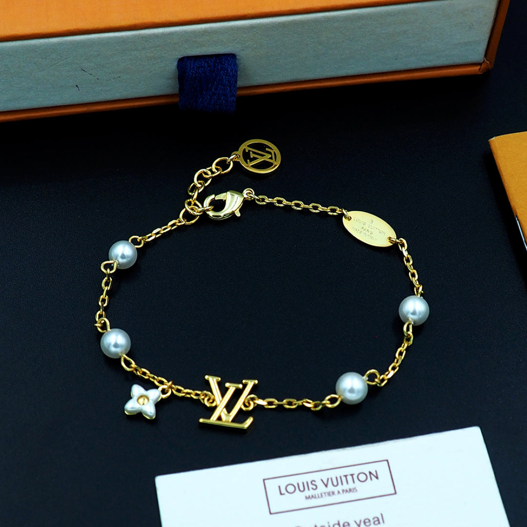 Bracelet/Model:F22