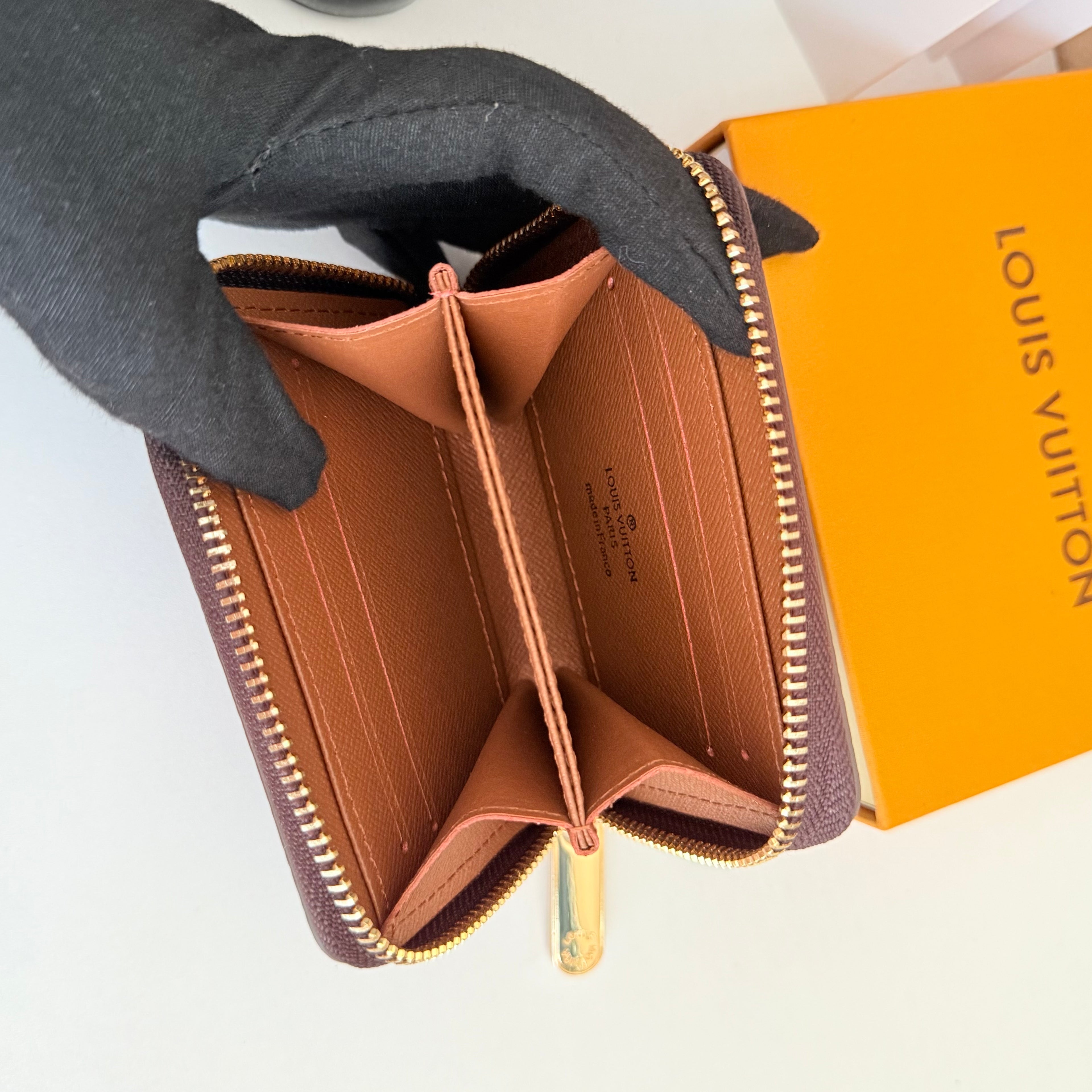 Wallet / Quality: 4A / Model:M60067