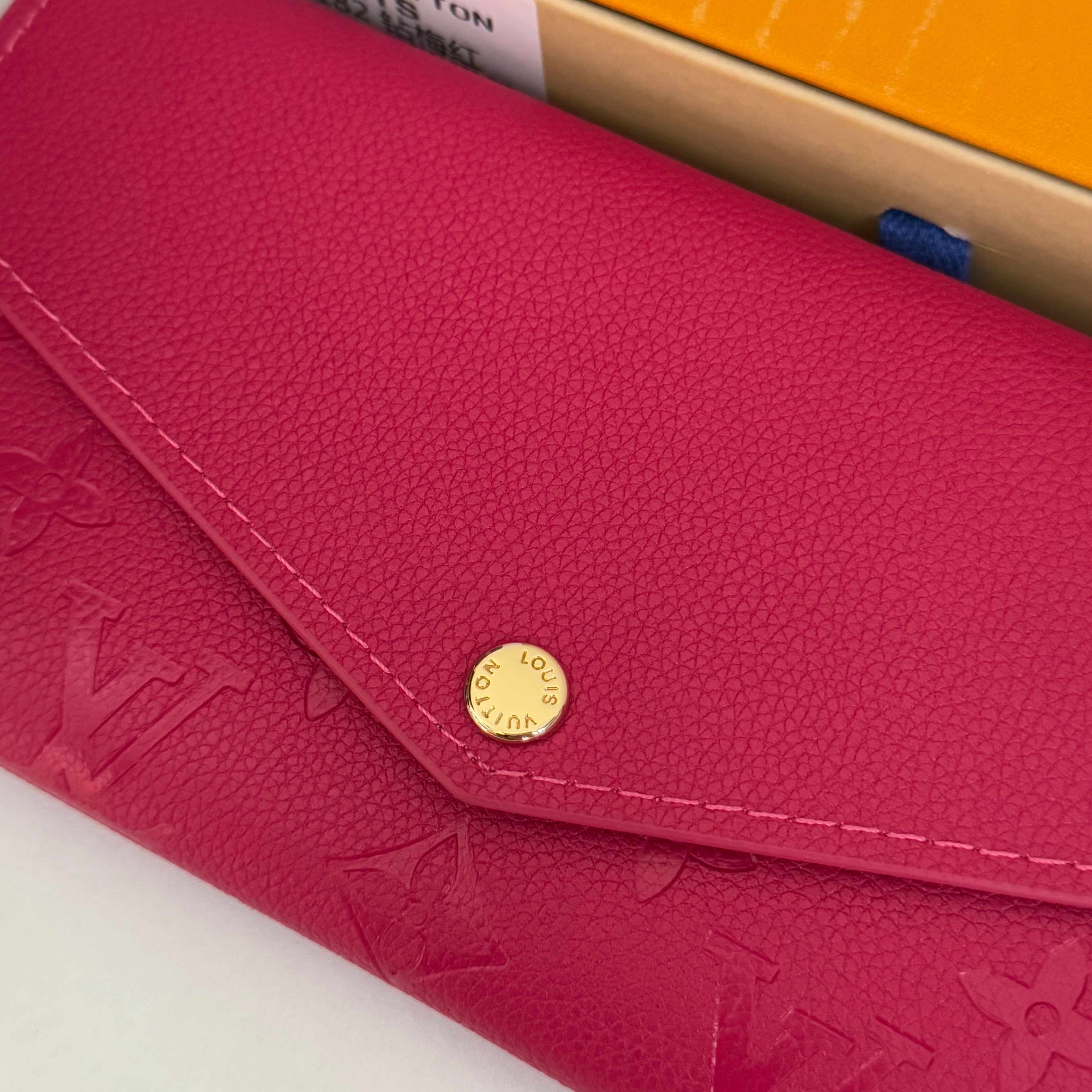 Wallet / Quality: 4A / Model:M61182
