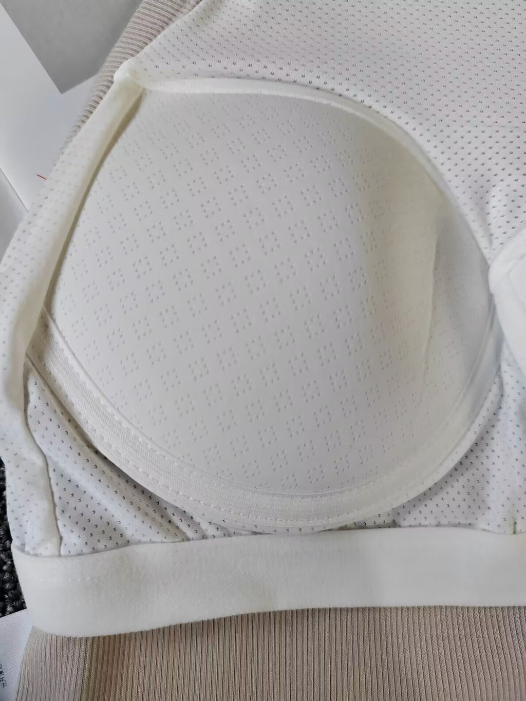 Clothing/Model: G12