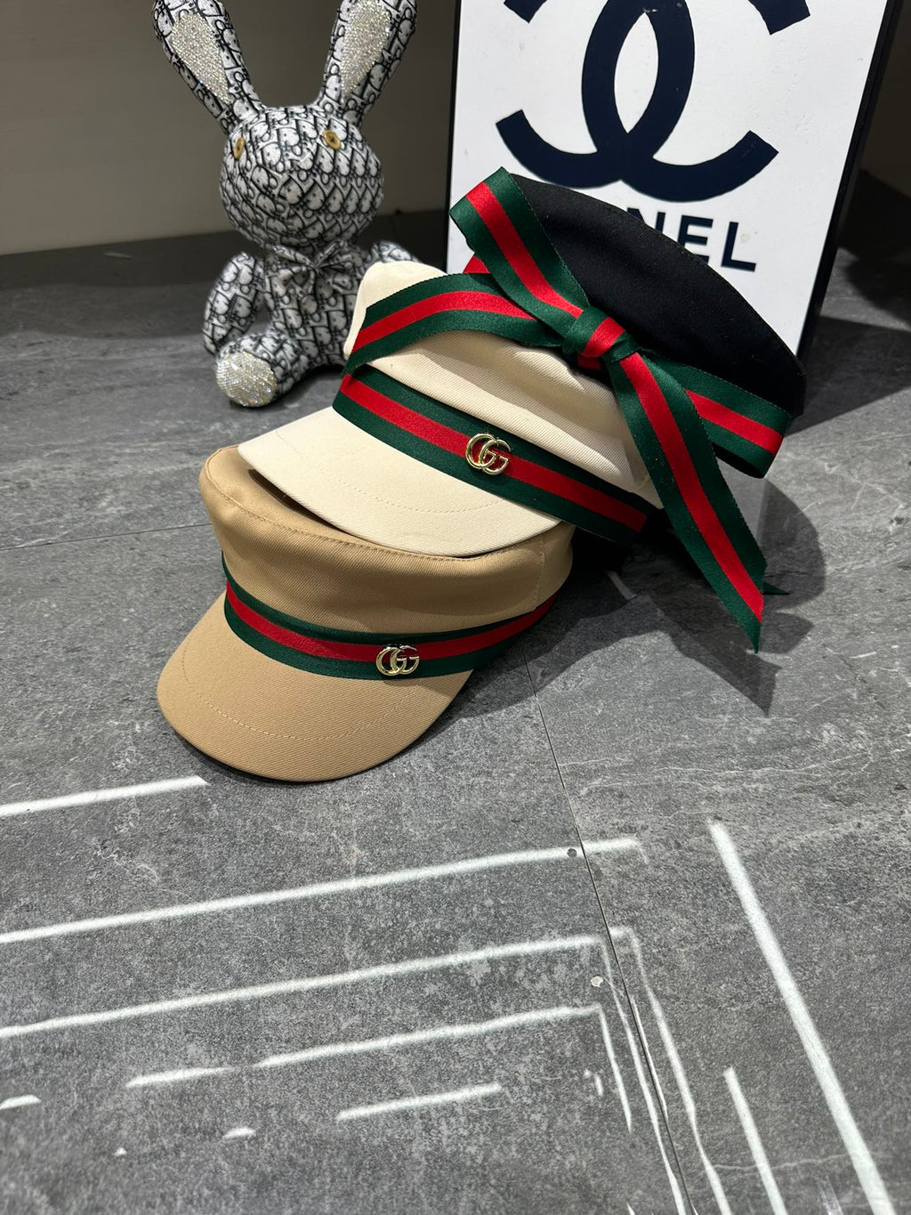 Hat/quality:E13