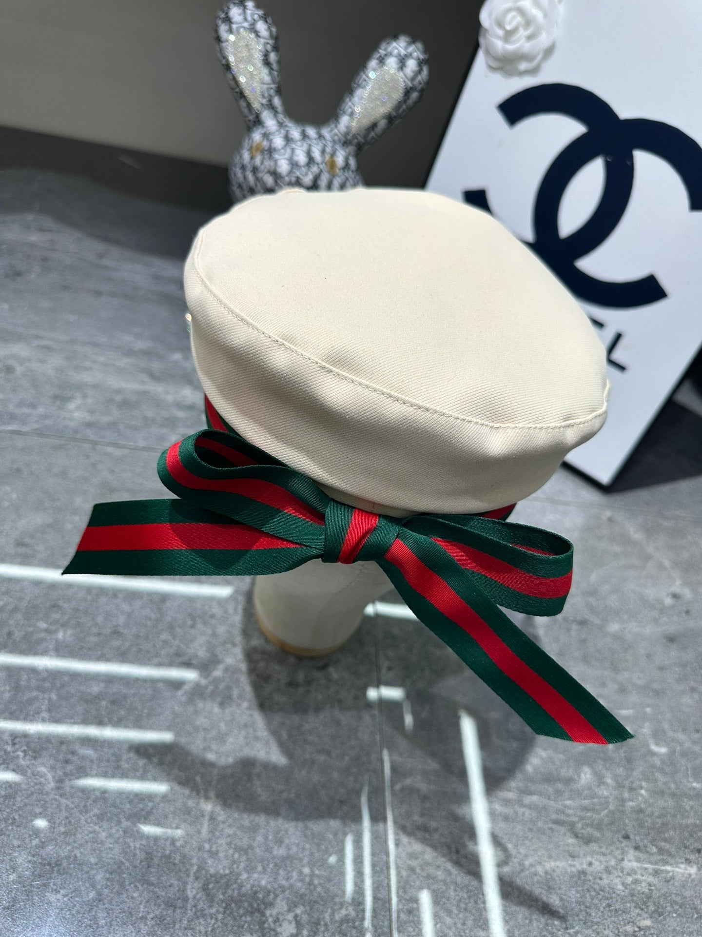 Hat/quality:E13