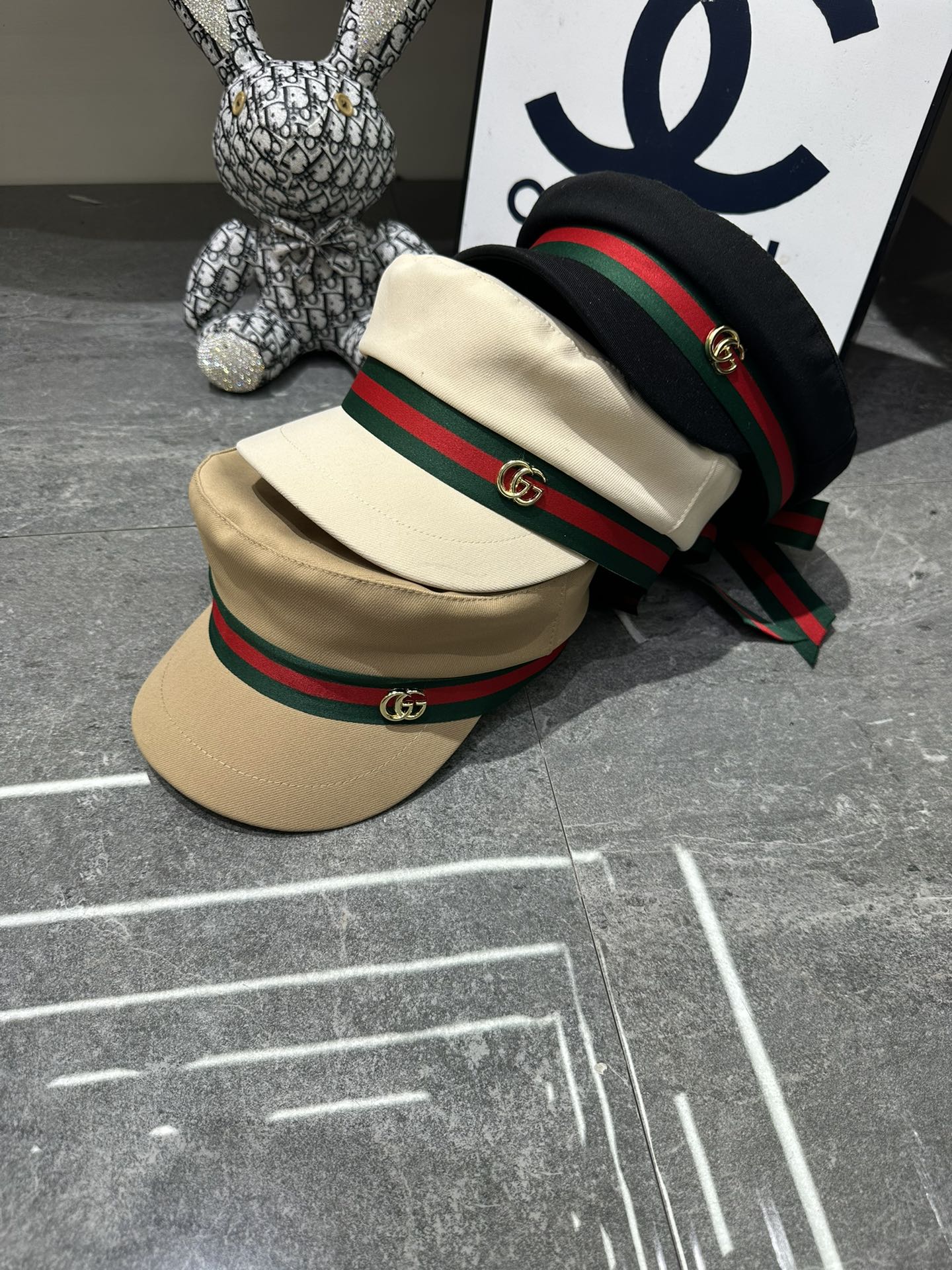 Hat/quality:E13