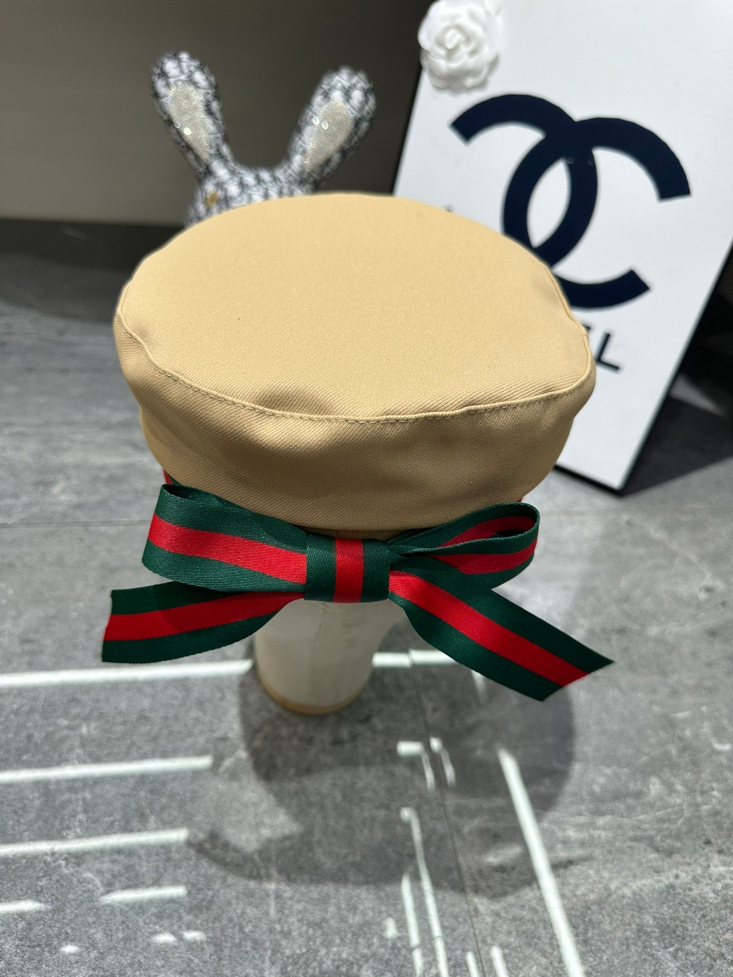 Hat/quality:E13