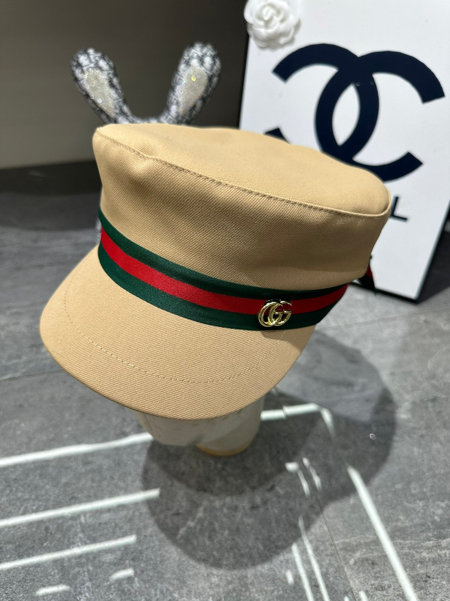 Hat/quality:E13
