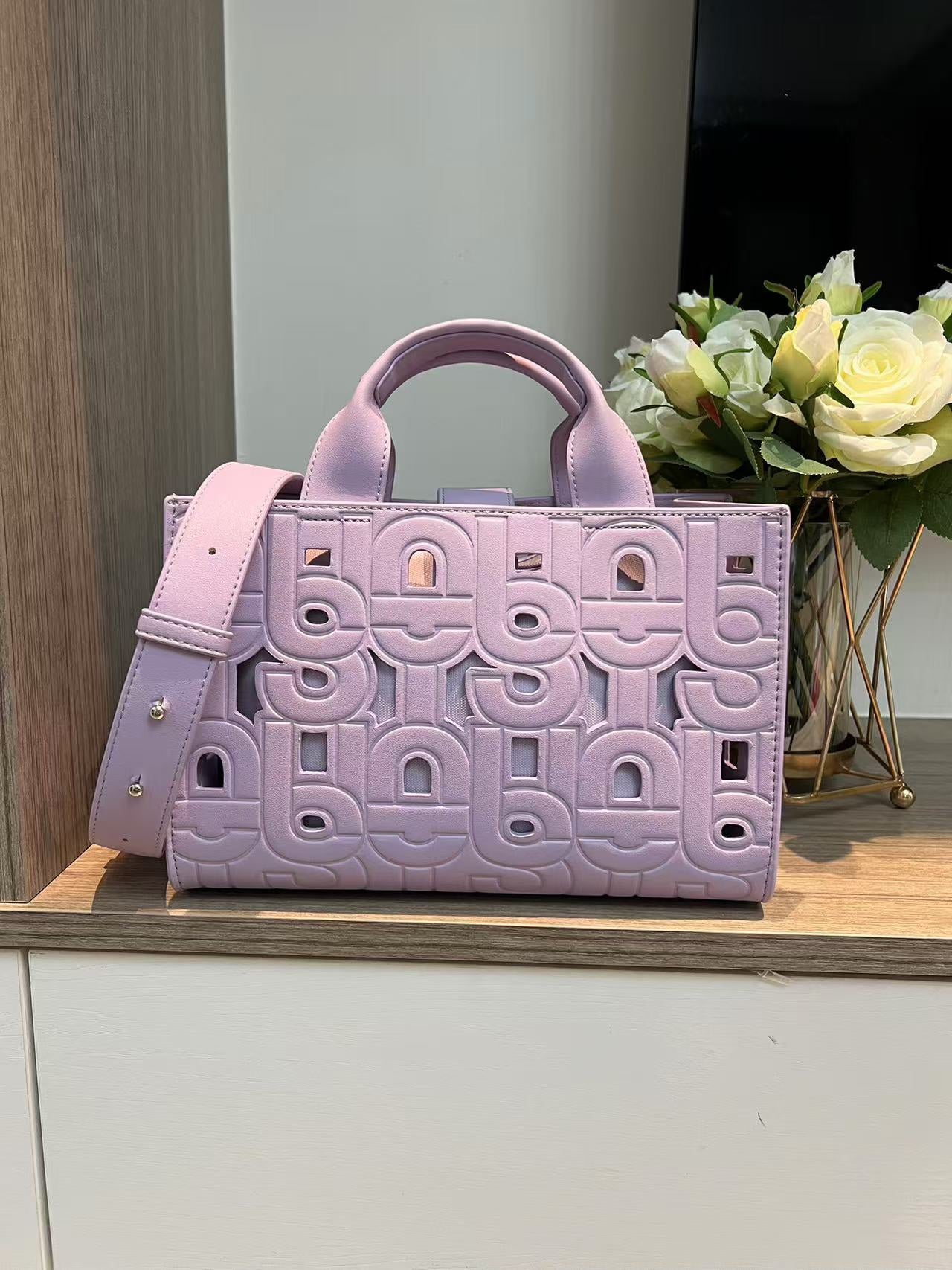 bag/ Quality: 4A / Model:62069