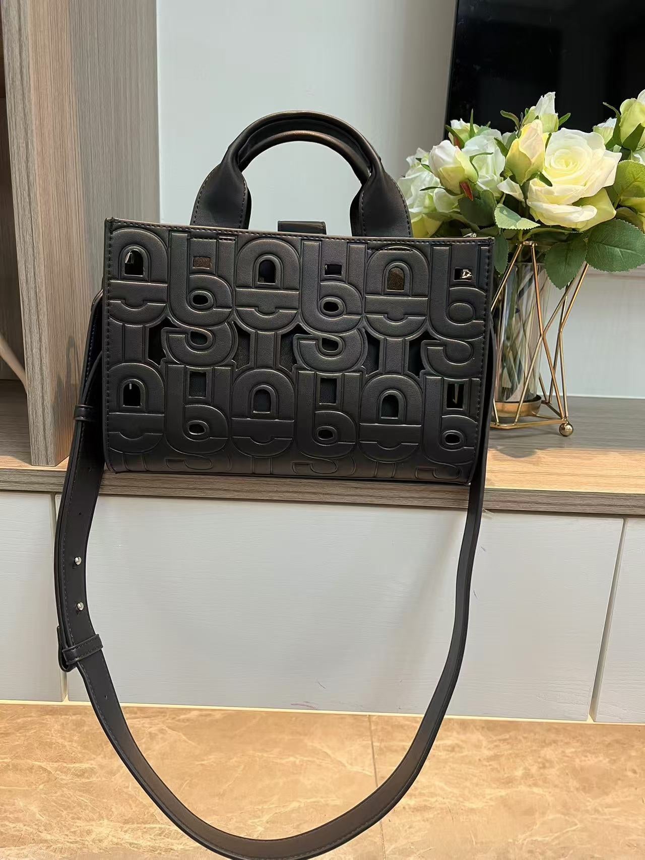 bag/ Quality: 4A / Model:62069
