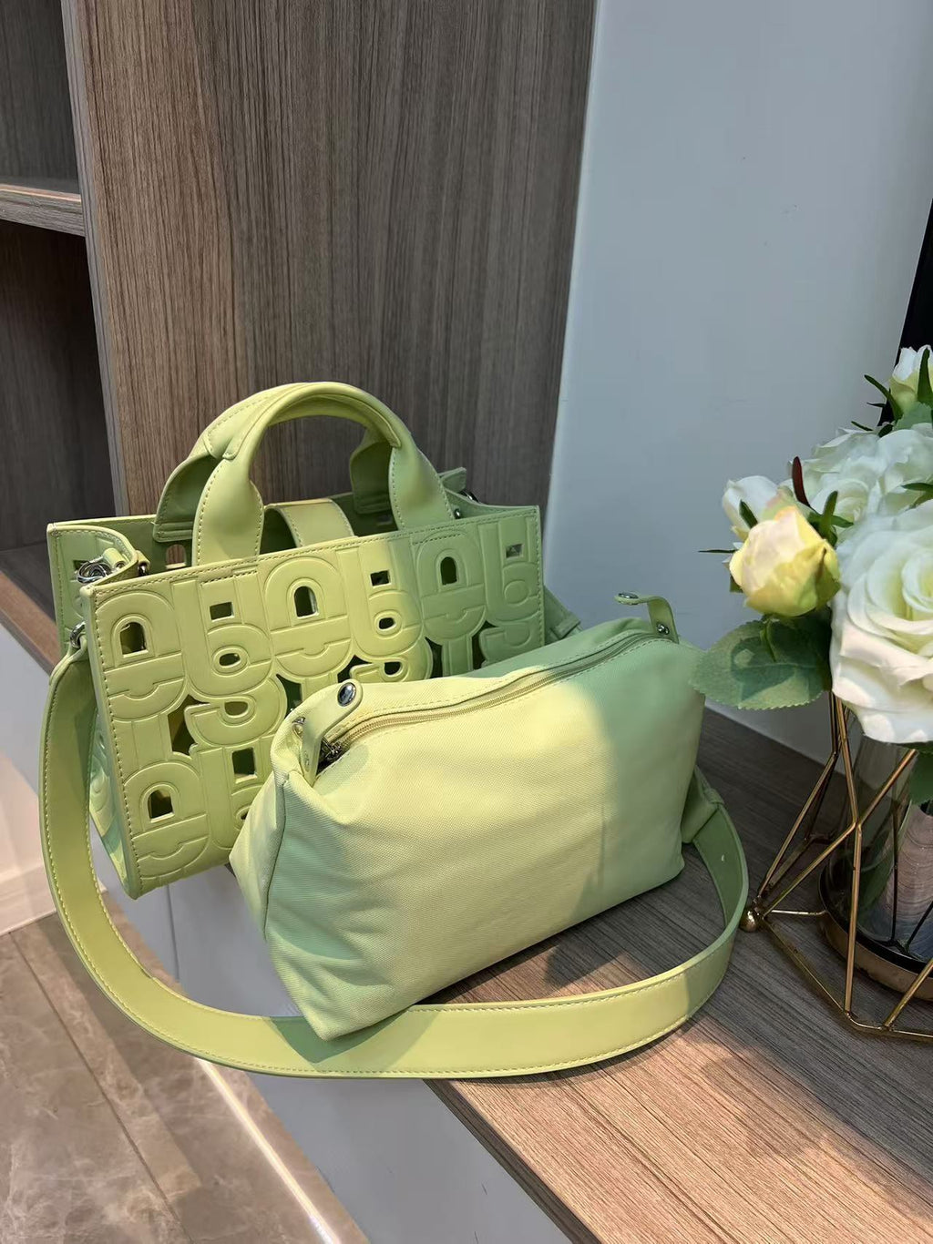 bag/ Quality: 4A / Model:62069