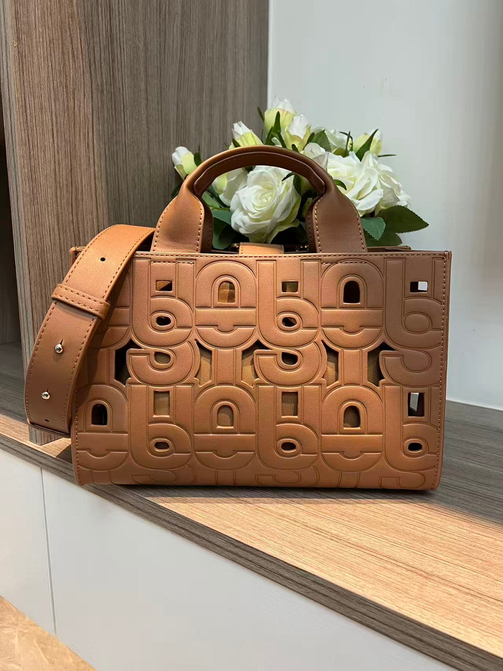 bag/ Quality: 4A / Model:62069