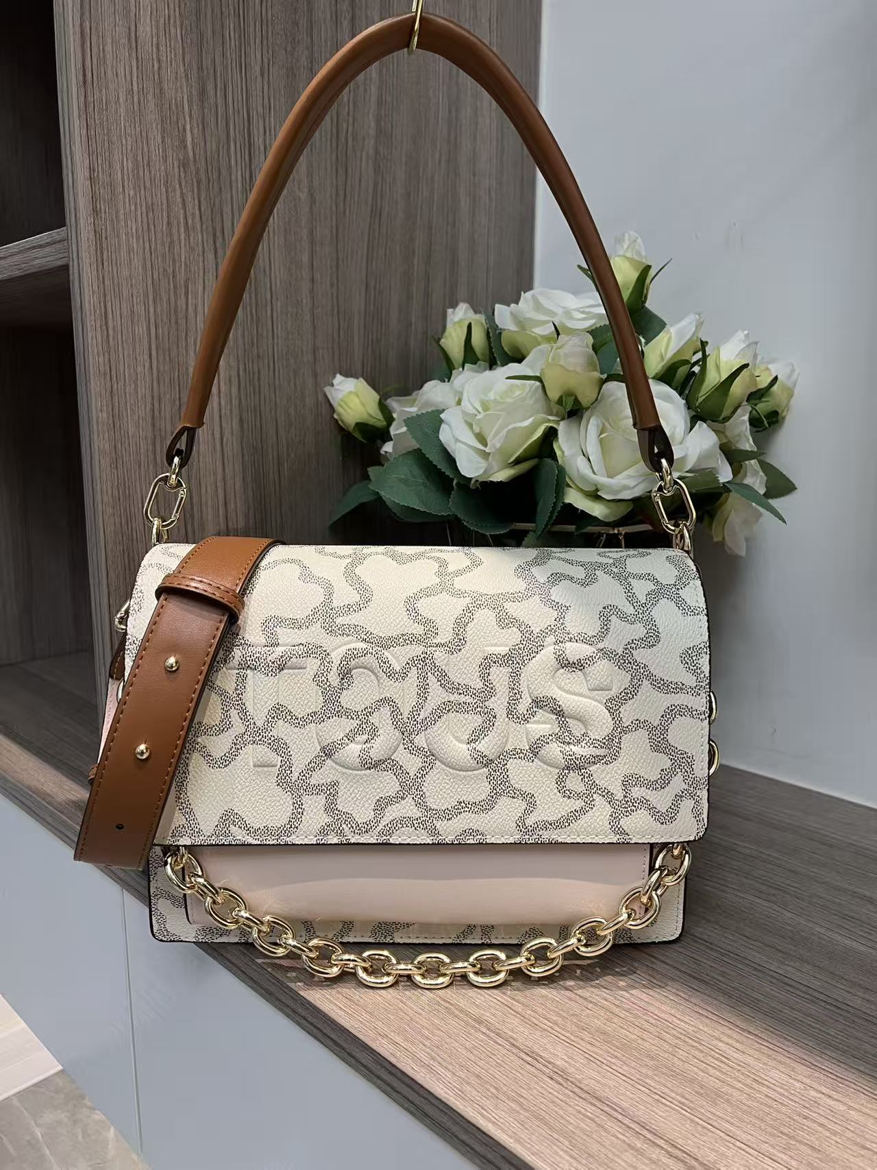 Bag / Quality: 4A / Model:62063