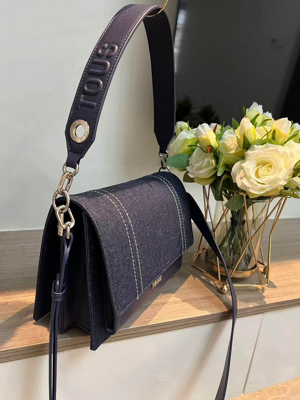 Bag / Quality: 4A / Model:62084